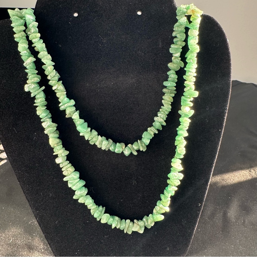 Green Jade Chip Boho Layering Necklace